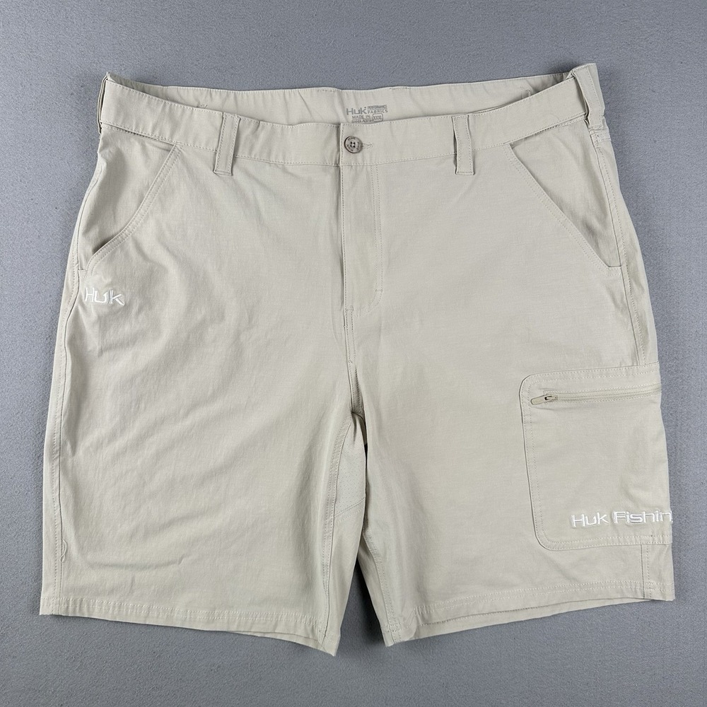 Huk Fishing Shorts Men's 3XL Beige 10" Inseam Outdoor Hiking Stretch Performance